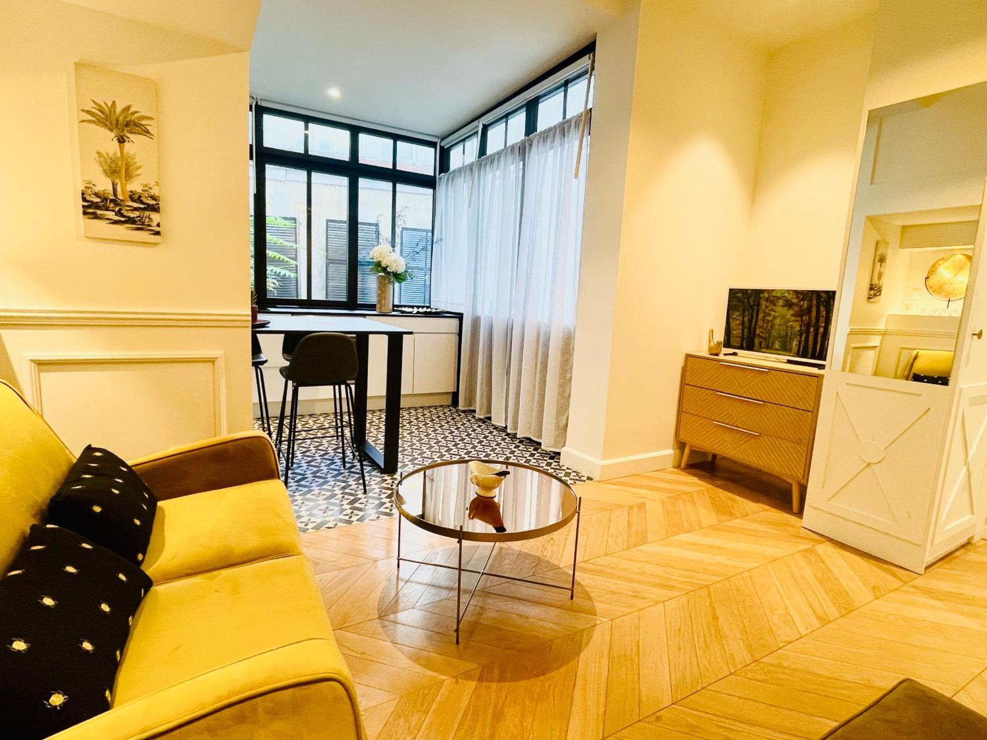 Appartement Au Top ! Le Petillant Leclerc - Place D'Erlon - Hyper-Centre Ville - Gare Reims Dış mekan fotoğraf